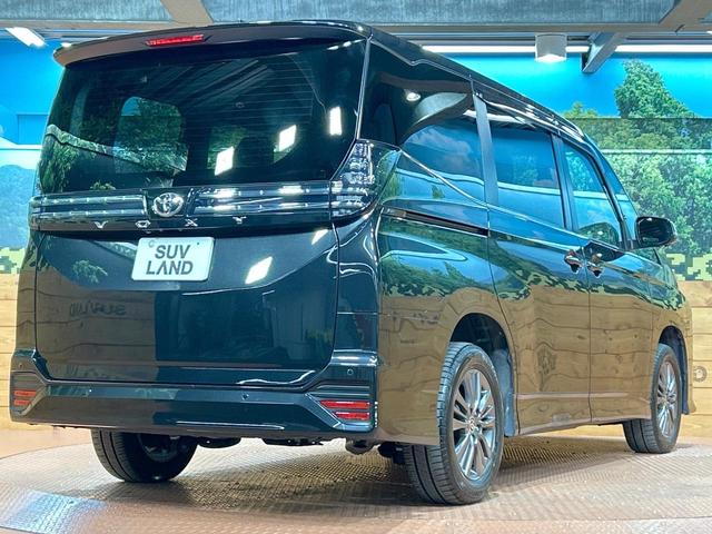 ヴォクシー Ｓ－Ｚ　禁煙車　後席モニター　ディスプレイオーディオプラス　トヨタチームメイト　全周囲カメラ　４ＷＤ　シートヒーター　ハーフレザー　ＬＥＤヘッド　ブラインドスポットモニター　オートハイビーム　ＥＴＣ（18枚目）