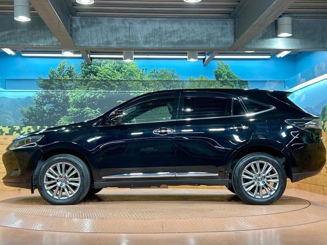 ハリアー プレミアム　ＢＩＧ－Ｘ９型ナビ　バックカメラ　クルーズコントロール　衝突被害軽減システム　車線逸脱防止　電動リアゲート　Ｂｌｕｅｔｏｏｔｈ接続　フルセグＴＶ　パワーシート　禁煙車　１８インチアルミ（31枚目）