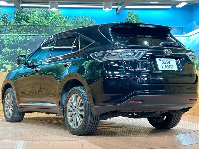 ハリアー プレミアム　ＢＩＧ－Ｘ９型ナビ　バックカメラ　クルーズコントロール　衝突被害軽減システム　車線逸脱防止　電動リアゲート　Ｂｌｕｅｔｏｏｔｈ接続　フルセグＴＶ　パワーシート　禁煙車　１８インチアルミ（32枚目）
