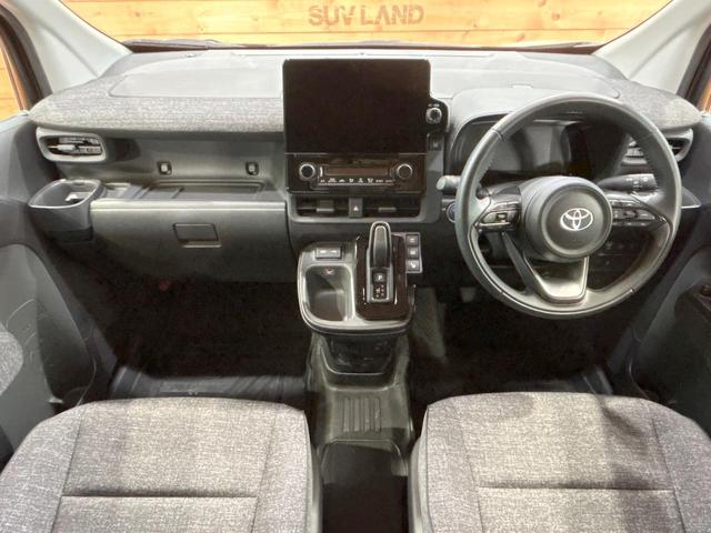 シエンタ ハイブリッドＺ　アドバンストパーク　１０型ナビ　全周囲カメラ　レーダークルーズ　衝突軽減　車線逸脱防止　ブラインドスポットモニター　ＡＣ１００Ｖ　禁煙車　両側電動ドア　クリアランスソナー　Ｂｌｕｅｔｏｏｔｈ（2枚目）