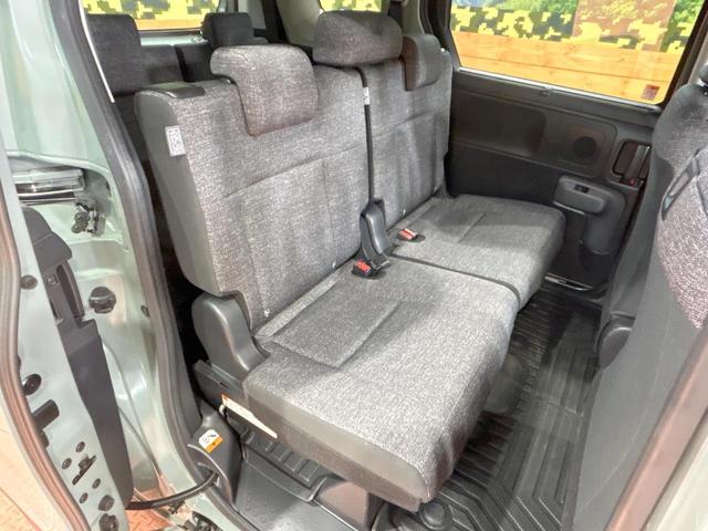 シエンタ ハイブリッドＺ　アドバンストパーク　１０型ナビ　全周囲カメラ　レーダークルーズ　衝突軽減　車線逸脱防止　ブラインドスポットモニター　ＡＣ１００Ｖ　禁煙車　両側電動ドア　クリアランスソナー　Ｂｌｕｅｔｏｏｔｈ（10枚目）