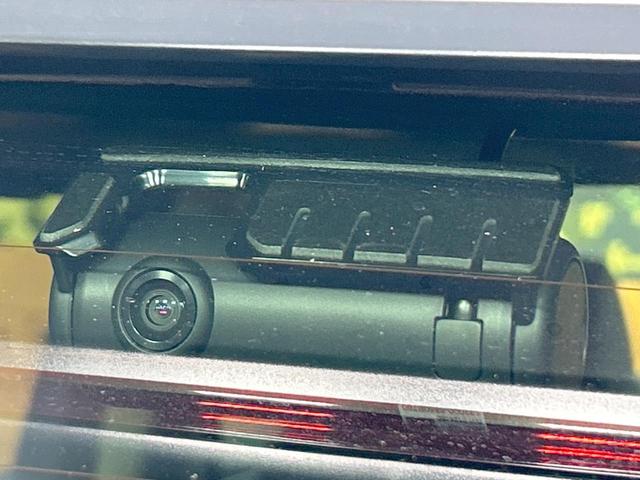 ＺＲ－Ｖ ｅ：ＨＥＶ　Ｚ　禁煙　ホンダコネクトディスプレイ　ＢＯＳＥサウンド　全周囲カメラ　ホンダセンシング　レーダクルーズ　ブラインドスポットモニター　パワーバックドア　シートヒーター　ステアリングヒーター　純正１８アルミ（62枚目）