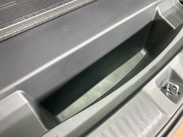 ＺＲ－Ｖ ｅ：ＨＥＶ　Ｚ　禁煙　ホンダコネクトディスプレイ　ＢＯＳＥサウンド　全周囲カメラ　ホンダセンシング　レーダクルーズ　ブラインドスポットモニター　パワーバックドア　シートヒーター　ステアリングヒーター　純正１８アルミ（64枚目）