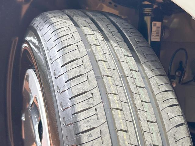 シエンタ ハイブリッドＺ　登録済未使用車　セーフティセンス　レーダークルーズ　両側電動ドア　純正１０．５型ナビ　全周囲カメラ　トヨタチームメイト　前席シートヒーター　ステアリングヒーター　ＥＴＣ　ドラレコ　ＬＥＤヘッドライト（29枚目）