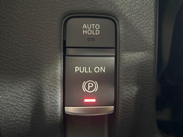 セレナ ｅ－パワー　ハイウェイスターＶ　登録済未使用車　両側電動ドア　１２型ナビ　デジタルインナーミラー　ブラインドスポットモニター　全周囲カメラ　置くだけ充電　ＬＥＤヘッド　オートマチックハイビーム　ＥＴＣ　ハーフレザーシート（49枚目）