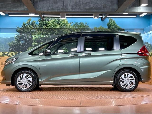 フリード G・ホンダセンシング 禁煙車 両側電動スライドドア ウォークスルー LEDヘッド バックカメラ 純正ナビ フルセグ レーダークルーズ フルセグ ETC クリアランスソナー レーンアシスト アイドリングストップ(32枚目)
