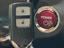 ヴェゼル ハイブリッドＺ　禁煙車　ＳＤナビ　フルセグ　クルーズコントロール　ＬＥＤヘッドライト　シートヒーター　バックカメラ　デュアルエアコン　純正１７インチアルミホイール　Ｂｌｕｅｔｏｏｔｈ再生　ＥＴＣ　スマートキー（8枚目）