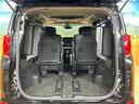 後席を格納すると、これだけの広さが!シーンに合わせたシートアレンジで、大きな荷物も積むことが出来ます♪