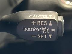 �ڥ졼�������롼������ȥ�����۹�®ƻϩ�Ǥ�Ĺ��Υ���Ԥ��ڤˡ�����ư��®�٤��ݤĥ��롼������ȥ����뤬�����ͷڸ������ƥ��Ϣ�Ȥ��������μ�ξ���Τ��Ƽִ֤��ݤĤ褦��®��Ĵ�ᤷ�Ƥ���ޤ����� 5