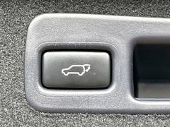 �ڥѥ�Хå��ɥ��ۥ��ޡ��ȥ����䱿ž�ʤΥܥ���򲡤������ǥꥢ�����Ȥ���ư�ǳ��Ĥ��ޤ�����ʪ����äƤ�����䡢�⤤���֤ˤ���Хå��ɥ����Ĥ��ݤ������ʵ�ǽ�Ǥ��� 7