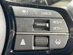 �ڥ����ץƥ��֥��롼������ȥ�����۹�®ƻϩ�Ǥ�Ĺ��Υ���Ԥ��ڤˡ�����ư��®�٤��ݤĥ��롼������ȥ����뤬�����ͷڸ������ƥ��Ϣ�Ȥ��������μ�ξ���Τ��Ƽִ֤��ݤĤ褦��®��Ĵ�ᤷ�Ƥ���ޤ����� 7