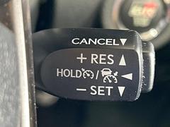 �ڥ졼�������롼������ȥ�����۹�®ƻϩ�Ǥ�Ĺ��Υ���Ԥ��ڤˡ�����ư��®�٤��ݤĥ��롼������ȥ����뤬�����ͷڸ������ƥ��Ϣ�Ȥ��������μ�ξ���Τ��Ƽִ֤��ݤĤ褦��®��Ĵ�ᤷ�Ƥ���ޤ����� 5