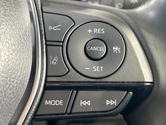 �ڥ졼�������롼������ȥ�����۹�®ƻϩ�Ǥ�Ĺ��Υ���Ԥ��ڤˡ�����ư��®�٤��ݤĥ��롼������ȥ����뤬�����ͷڸ������ƥ��Ϣ�Ȥ��������μ�ξ���Τ��Ƽִ֤��ݤĤ褦��®��Ĵ�ᤷ�Ƥ���ޤ����� 7