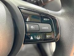 �ڥ����ץƥ��֥��롼������ȥ�����۹�®ƻϩ�Ǥ�Ĺ��Υ���Ԥ��ڤˡ�����ư��®�٤��ݤĥ��롼������ȥ����뤬�����ͷڸ������ƥ��Ϣ�Ȥ��������μ�ξ���Τ��Ƽִ֤��ݤĤ褦��®��Ĵ�ᤷ�Ƥ���ޤ����� 5