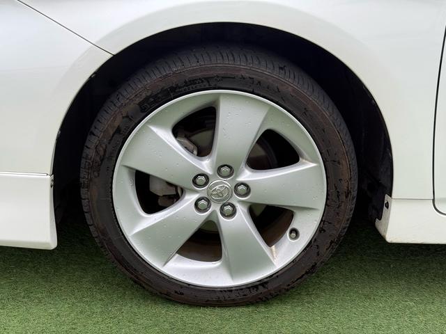 プリウス Sツーリングセレクション ワンオーナー モデリスタエアロ 禁煙車 フルセグナビ バックカメラ LEDヘッドライト オートライト スマートキー ETC ステアリングリモコン オートエアコン 電動格納ミラー パワーステアリング(3枚目)