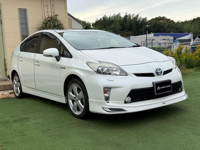 プリウス Sツーリングセレクション ワンオーナー モデリスタエアロ 禁煙車 フルセグナビ バックカメラ LEDヘッドライト オートライト スマートキー ETC ステアリングリモコン オートエアコン 電動格納ミラー パワーステアリング(7枚目)