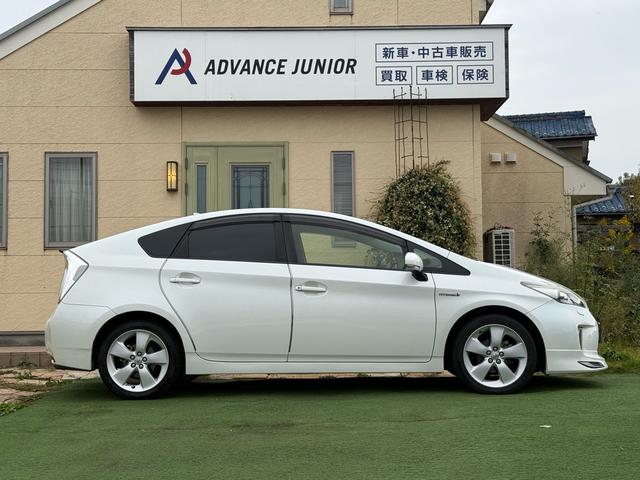 プリウス Sツーリングセレクション ワンオーナー モデリスタエアロ 禁煙車 フルセグナビ バックカメラ LEDヘッドライト オートライト スマートキー ETC ステアリングリモコン オートエアコン 電動格納ミラー パワーステアリング(8枚目)