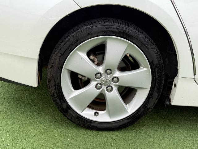 プリウス Sツーリングセレクション ワンオーナー モデリスタエアロ 禁煙車 フルセグナビ バックカメラ LEDヘッドライト オートライト スマートキー ETC ステアリングリモコン オートエアコン 電動格納ミラー パワーステアリング(9枚目)