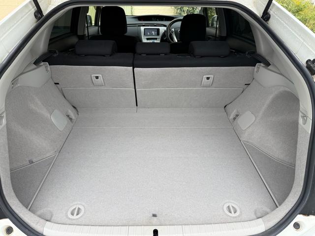 プリウス Sツーリングセレクション ワンオーナー モデリスタエアロ 禁煙車 フルセグナビ バックカメラ LEDヘッドライト オートライト スマートキー ETC ステアリングリモコン オートエアコン 電動格納ミラー パワーステアリング(16枚目)