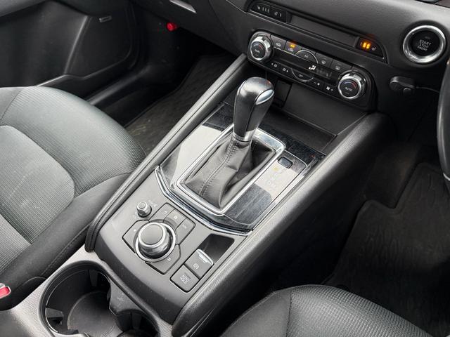 ＣＸ－５ ＸＤ　プロアクティブ　４ＷＤ　純正ナビ　バックカメラ　Ｂｏｓｅ　フルセグ　禁煙車　パワーシート　シートヒーター　ＤＶＤ再生　ＥＴＣ　ＬＥＤヘッドライト　Ｂｌｕｅｔｏｏｔｈ　スマートキー　ブラインドスポットモニター（19枚目）