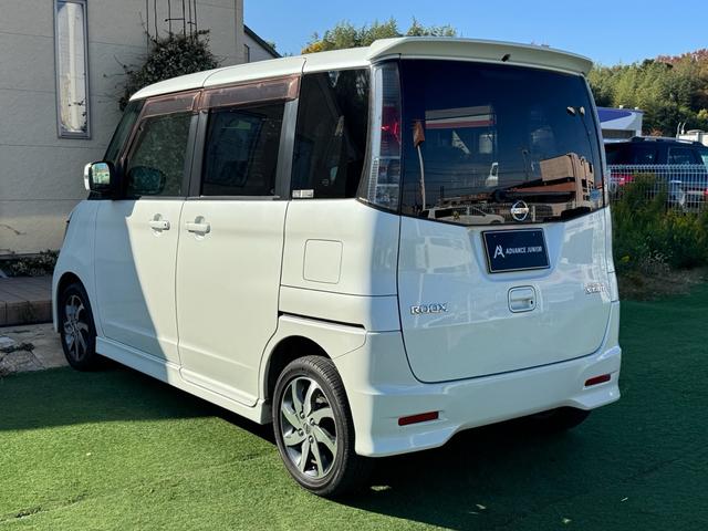 ルークス ハイウェイスターターボ　カロッツェリアナビ　両側電動スライドドア　禁煙車　ＨＩＤヘッド　スマートキー＆プッシュスタート　純正１４ＡＷ　ＥＴＣ　オートエアコン　ベンチシート　オートライト　フルセグ　Ｂｌｕｅｔｏｏｔｈ再生可（8枚目）