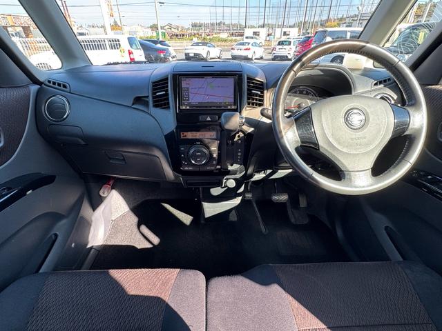 ルークス ハイウェイスターターボ　カロッツェリアナビ　両側電動スライドドア　禁煙車　ＨＩＤヘッド　スマートキー＆プッシュスタート　純正１４ＡＷ　ＥＴＣ　オートエアコン　ベンチシート　オートライト　フルセグ　Ｂｌｕｅｔｏｏｔｈ再生可（15枚目）