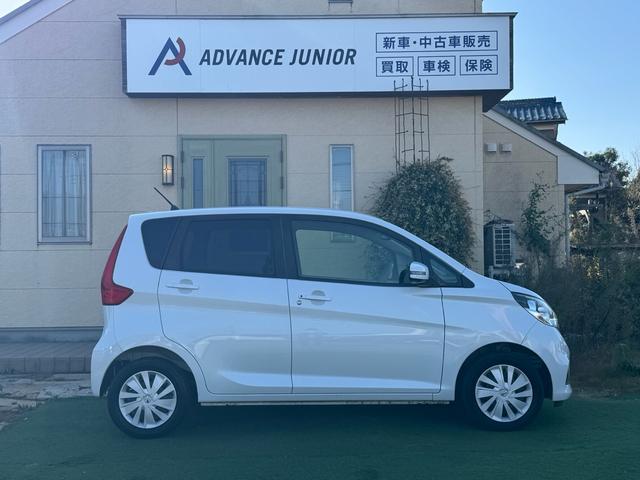 デイズ Ｘ　ストラーダナビ　フルセグ　全周囲カメラ　禁煙車　エマージェンシーブレーキ　アイドリングストップ　スマートキー＆プッシュスタート　ドライブレコーダー　オートエアコン　ステアリングリモコン　横滑防止装置（4枚目）