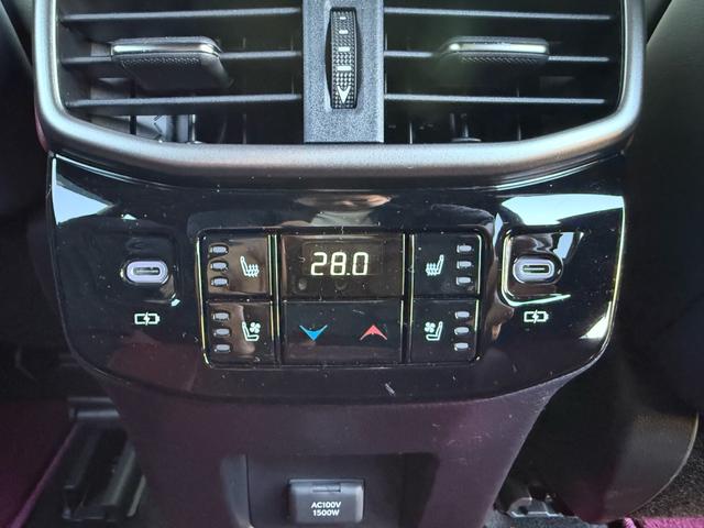 RX RX500h Fスポーツパフォーマンス ワンオーナー パノラマガラスルーフ マークレビンソン オレンジキャリパー ベンチレーション ステアリングヒター シートヒーター パノラミックビュー モデリスタアルミホイール フルセグ(15枚目)