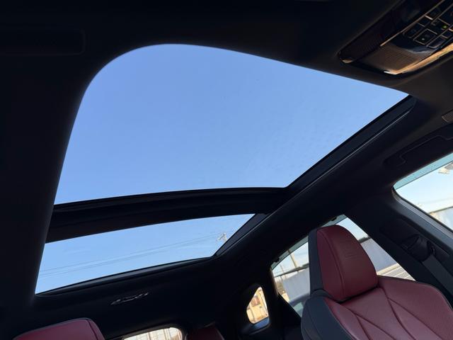 RX RX500h Fスポーツパフォーマンス ワンオーナー パノラマガラスルーフ マークレビンソン オレンジキャリパー ベンチレーション ステアリングヒター シートヒーター パノラミックビュー モデリスタアルミホイール フルセグ(35枚目)