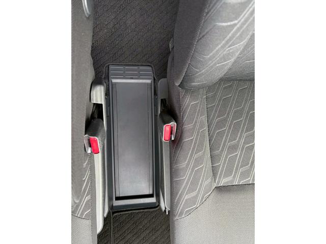 ルーミー カスタムG スマートキー/カーナビ/ETC/バックカメラ/両側電動スライド/アルミホイール/フォグランプ/エアコン/エアバック/サイドバイザー付/電動格納ミラー/ドラレコ(30枚目)