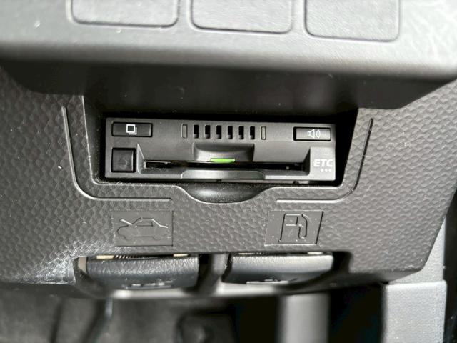 ルーミー カスタムG スマートキー/カーナビ/ETC/バックカメラ/両側電動スライド/アルミホイール/フォグランプ/エアコン/エアバック/サイドバイザー付/電動格納ミラー/ドラレコ(31枚目)