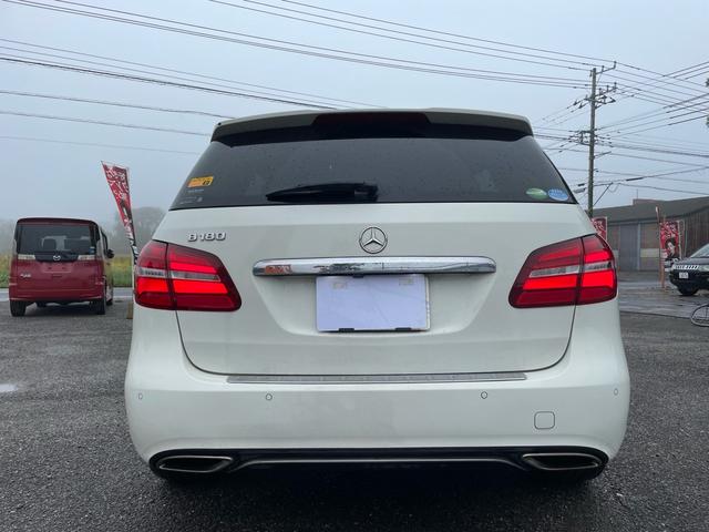 Bクラス B180 ワンオーナー・ディーラー整備車両・純正ナビ・TV・バックカメラ・Bluetooth・ETC・前後純正ドライブレコーダー・シートヒーター・運転席パワーシート・クルコン・ハーフレザーシート・(16枚目)