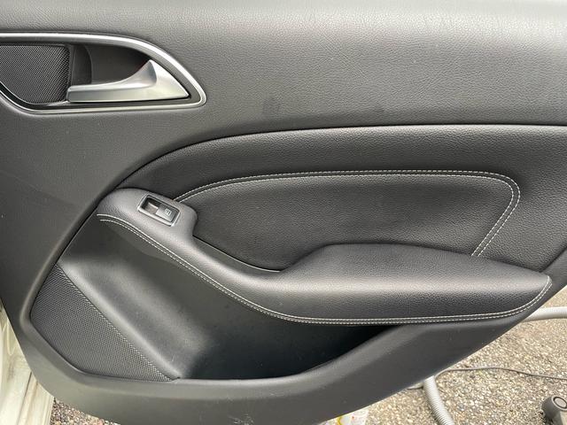 Bクラス B180 ワンオーナー・ディーラー整備車両・純正ナビ・TV・バックカメラ・Bluetooth・ETC・前後純正ドライブレコーダー・シートヒーター・運転席パワーシート・クルコン・ハーフレザーシート・(45枚目)