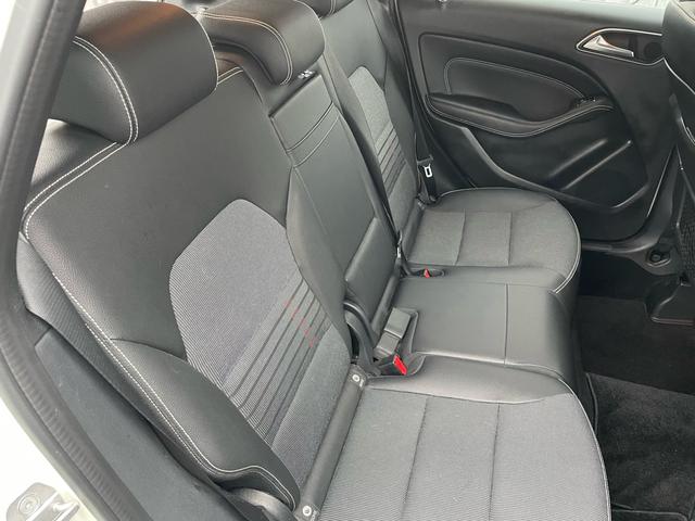 Bクラス B180 ワンオーナー・ディーラー整備車両・純正ナビ・TV・バックカメラ・Bluetooth・ETC・前後純正ドライブレコーダー・シートヒーター・運転席パワーシート・クルコン・ハーフレザーシート・(48枚目)