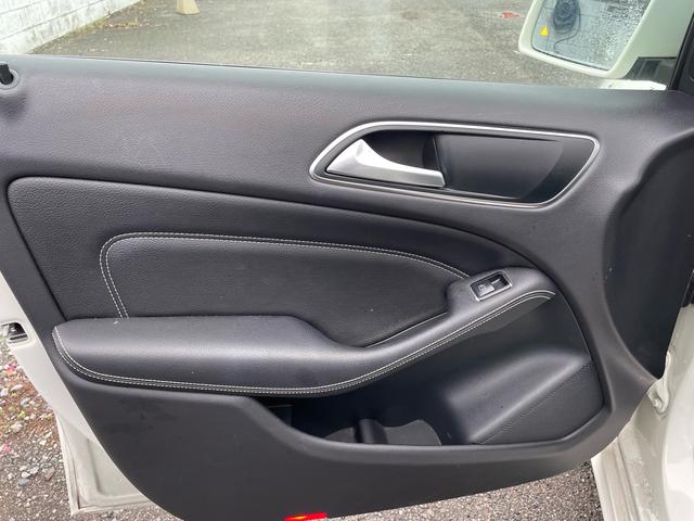 Bクラス B180 ワンオーナー・ディーラー整備車両・純正ナビ・TV・バックカメラ・Bluetooth・ETC・前後純正ドライブレコーダー・シートヒーター・運転席パワーシート・クルコン・ハーフレザーシート・(51枚目)