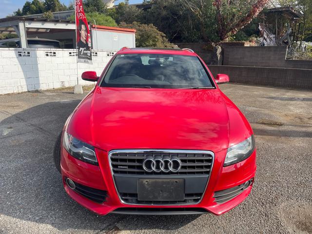 Ａ４アバント ２．０ＴＦＳＩクワトロ　パノラマサンルーフ・Ｓ－ＬＩＮＥハーフレザーシート・パワーシート・純正ナビ・フルセグＴＶ・ＥＴＣ・バックカメラ・パドルシフト・ドライブレコーダー・アクティブレーンアシスト・車検整備２年付（2枚目）