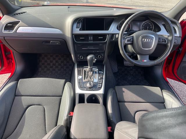 Ａ４アバント ２．０ＴＦＳＩクワトロ　パノラマサンルーフ・Ｓ－ＬＩＮＥハーフレザーシート・パワーシート・純正ナビ・フルセグＴＶ・ＥＴＣ・バックカメラ・パドルシフト・ドライブレコーダー・アクティブレーンアシスト・車検整備２年付（11枚目）