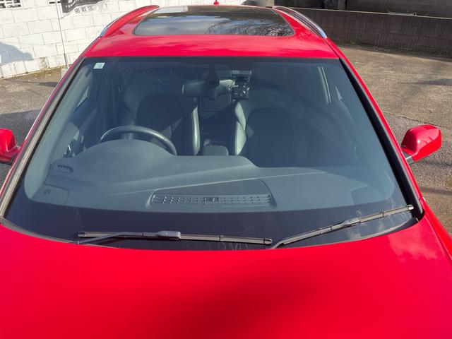 Ａ４アバント ２．０ＴＦＳＩクワトロ　パノラマサンルーフ・Ｓ－ＬＩＮＥハーフレザーシート・パワーシート・純正ナビ・フルセグＴＶ・ＥＴＣ・バックカメラ・パドルシフト・ドライブレコーダー・アクティブレーンアシスト・車検整備２年付（39枚目）