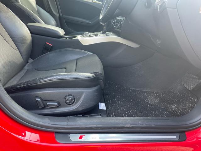 Ａ４アバント ２．０ＴＦＳＩクワトロ　パノラマサンルーフ・Ｓ－ＬＩＮＥハーフレザーシート・パワーシート・純正ナビ・フルセグＴＶ・ＥＴＣ・バックカメラ・パドルシフト・ドライブレコーダー・アクティブレーンアシスト・車検整備２年付（46枚目）