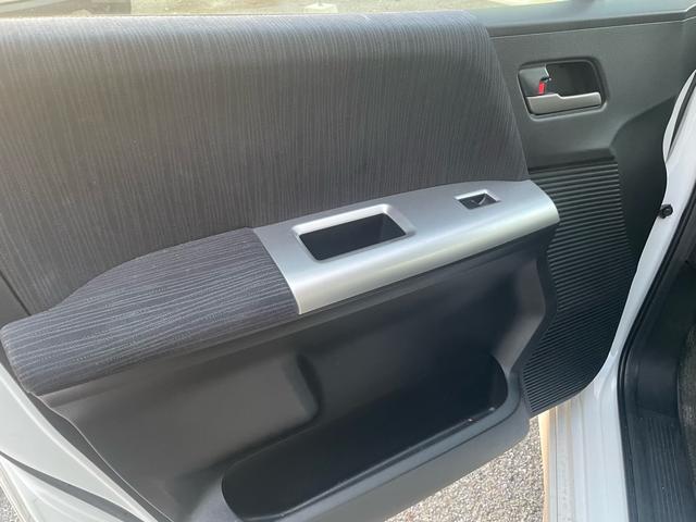 フリードハイブリッド ジャストセレクション 純正ナビ・TV・バックカメラ・ETC・ハーフレザーシート・クルーズコントロール・両側パワースライドドア・スマートキー・車検8年11月(12枚目)