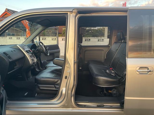 モビリオスパイク ＡタイプＬパッケージ　７スピードモード・革調シートカバー・社外アルミ・ＥＴＣ・キーレス・車検整備２年付（23枚目）