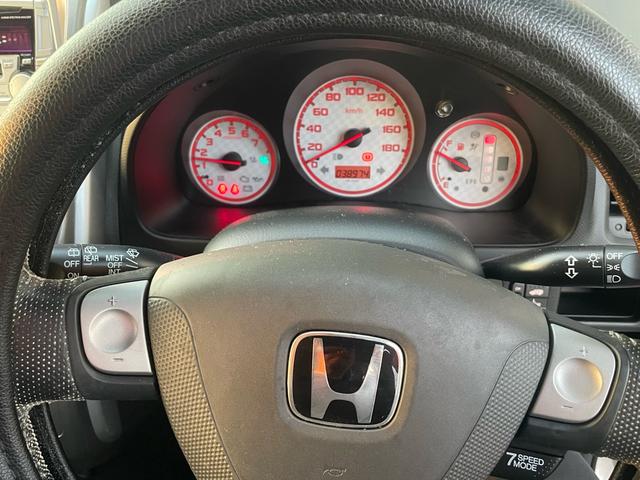 モビリオスパイク ＷタイプＬパッケージ　７スピードモード・ｍｏｄｕｌｏエアロ・ＥＴＣ・左パワースライドドア・ギャザーズウーファー・革調シートカバー・社外アルミ・キーレス・車検整備２年付（17枚目）