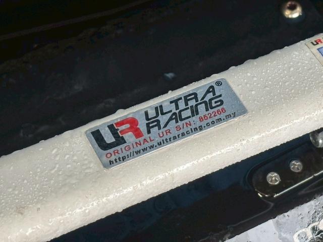 ＭＩＮＩ クーパーＳ　クラブマン　ユーザー買取車／ＢＢＳ１７インチＡＷ／ウルトラレーシングタワーバー／ＴＥＩＮ製車高調／ゴリラポータブルナビ／バックカメラ／革シート／フォグイカリングランプ／フルフラット／ＥＴＣ車載器／キーレス（13枚目）
