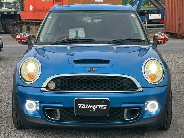 ＭＩＮＩ クーパーＳ　クラブマン　ユーザー買取車／ＢＢＳ１７インチＡＷ／ウルトラレーシングタワーバー／ＴＥＩＮ製車高調／ゴリラポータブルナビ／バックカメラ／革シート／フォグイカリングランプ／フルフラット／ＥＴＣ車載器／キーレス（17枚目）