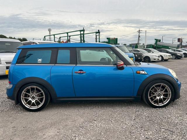 ＭＩＮＩ クーパーＳ　クラブマン　ユーザー買取車／ＢＢＳ１７インチＡＷ／ウルトラレーシングタワーバー／ＴＥＩＮ製車高調／ゴリラポータブルナビ／バックカメラ／革シート／フォグイカリングランプ／フルフラット／ＥＴＣ車載器／キーレス（34枚目）