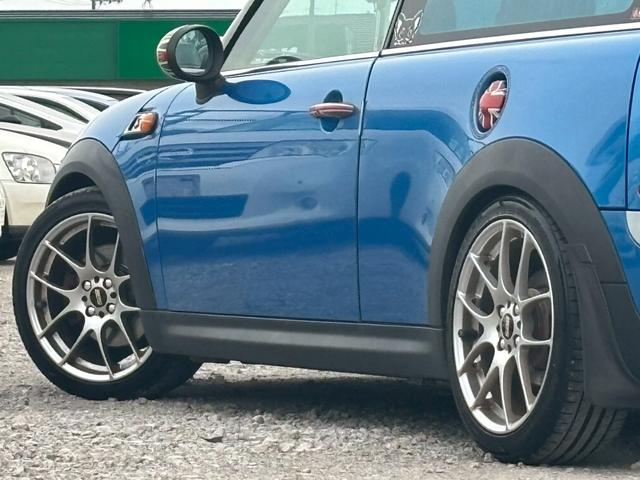 ＭＩＮＩ クーパーＳ　クラブマン　ユーザー買取車／ＢＢＳ１７インチＡＷ／ウルトラレーシングタワーバー／ＴＥＩＮ製車高調／ゴリラポータブルナビ／バックカメラ／革シート／フォグイカリングランプ／フルフラット／ＥＴＣ車載器／キーレス（37枚目）
