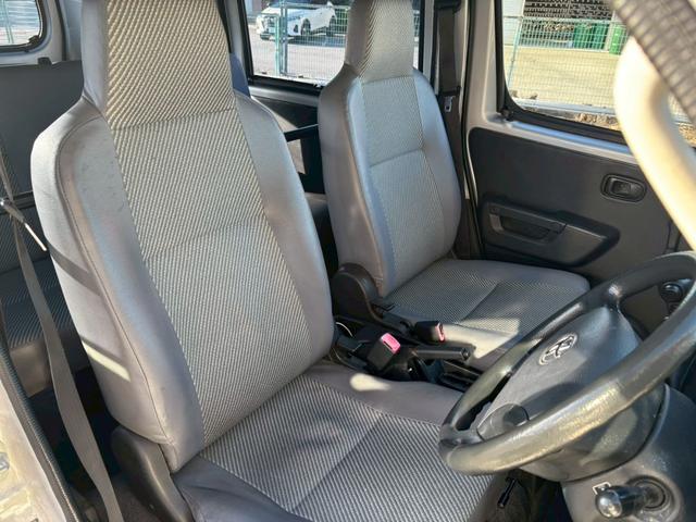 ライトエースバン ＤＸ　ユーザー買取車／ＡＴＯＴＯディスプレイオーディオ／バックカメラ／ブルートゥース接続／両側スライド／ＥＴＣ車載器／ドライブレコーダー／ドアバイザー／レベライザー／フルフラット（8枚目）