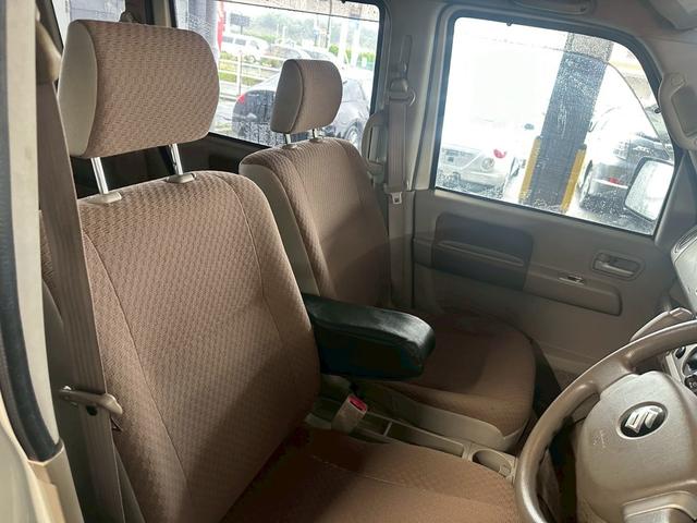 エブリイワゴン ＪＰターボ　ユーザー買取車／両側スライド／キーレスエントリー／フルフラット／電動格納ミラー／ドアバイザー／ＡＣマニュアルエアコン／レベライザー／パワーウィンドウ（8枚目）