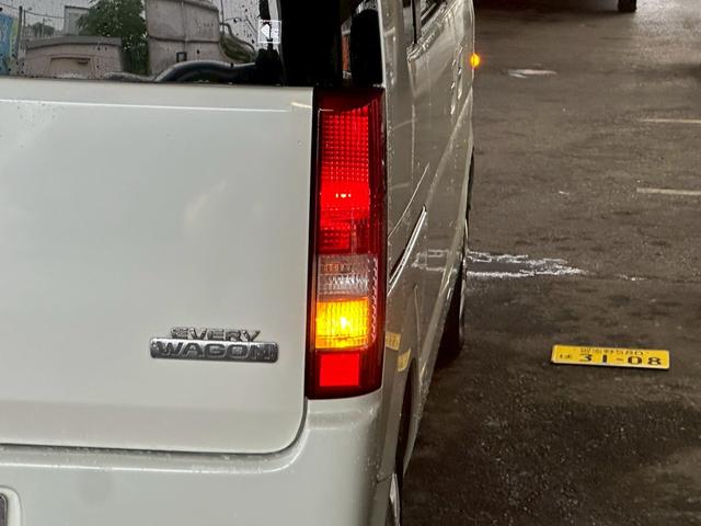 エブリイワゴン ＪＰターボ　ユーザー買取車／両側スライド／キーレスエントリー／フルフラット／電動格納ミラー／ドアバイザー／ＡＣマニュアルエアコン／レベライザー／パワーウィンドウ（43枚目）