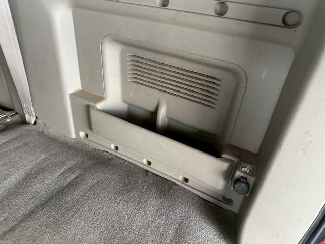エブリイワゴン ＪＰターボ　ユーザー買取車／両側スライド／キーレスエントリー／フルフラット／電動格納ミラー／ドアバイザー／ＡＣマニュアルエアコン／レベライザー／パワーウィンドウ（69枚目）